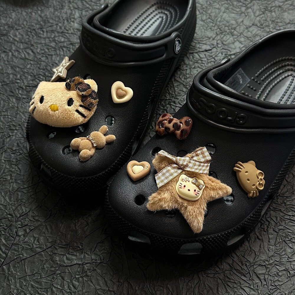 Cute Tanned Hello Kitty Crocs Shoe Charms Y2K Fun Accessories 8PCS